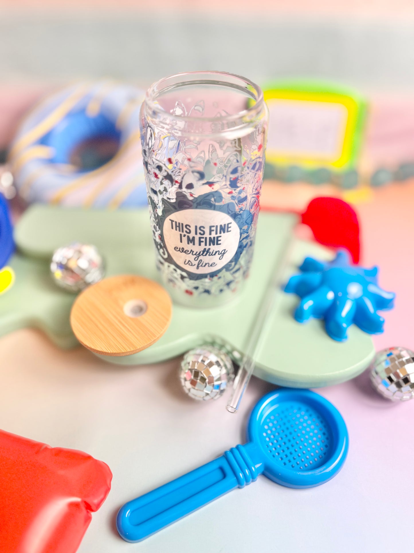 It's Fine Sharks Glass Can